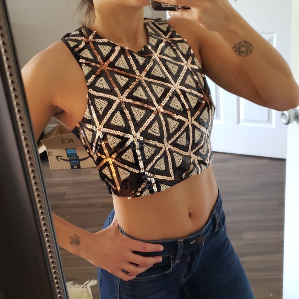 Crop top